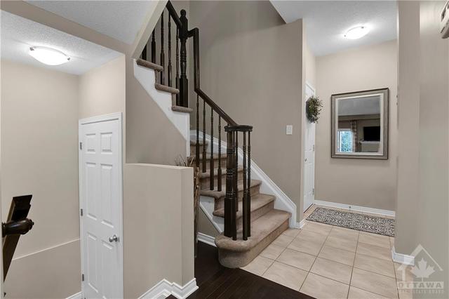 808 Kennacraig Private, Townhouse with 2 bedrooms, 2 bathrooms and 2 parking in Ottawa ON | Image 4