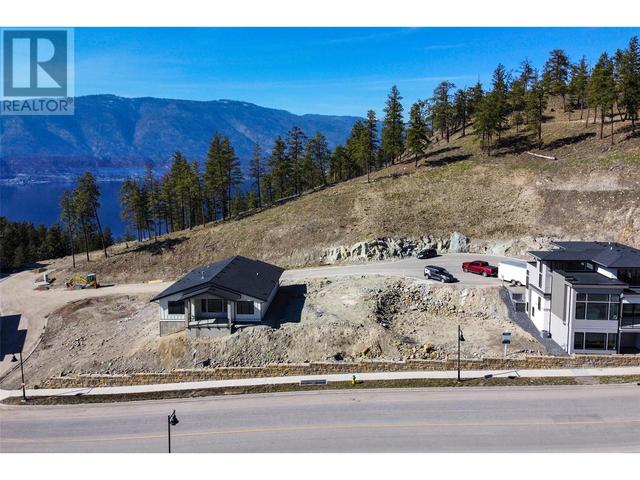 3438 Hilltown Close, House detached with 3 bedrooms, 3 bathrooms and 4 parking in Kelowna BC | Image 42