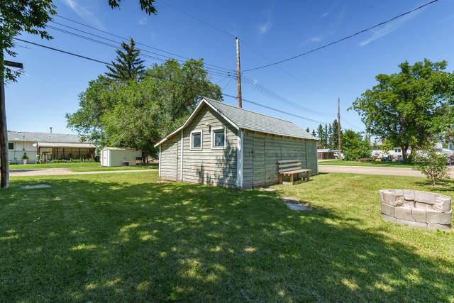 5138 51 Street, House detached with 1 bedrooms, 1 bathrooms and 1 parking in Daysland AB | Image 8