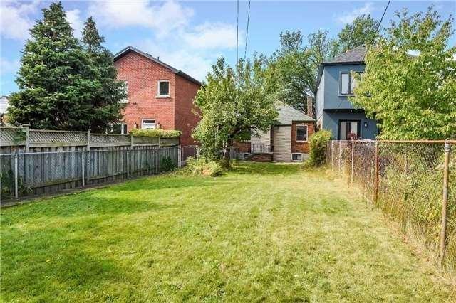 389 Winnett Ave, House detached with 2 bedrooms, 2 bathrooms and 1 parking in Toronto ON | Image 16