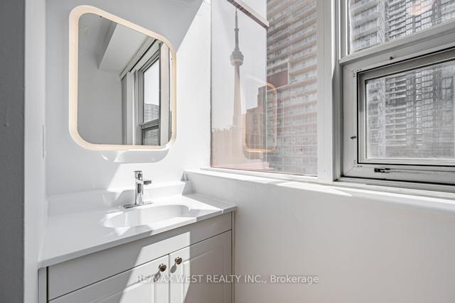 709 - 393 King St W, Condo with 1 bedrooms, 1 bathrooms and 1 parking in Toronto ON | Image 8