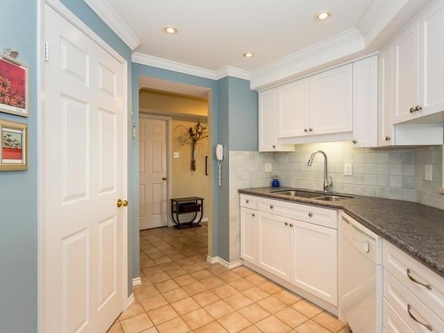 809 - 330 Mill St S, Condo with 2 bedrooms, 2 bathrooms and 2 parking in Brampton ON | Image 13