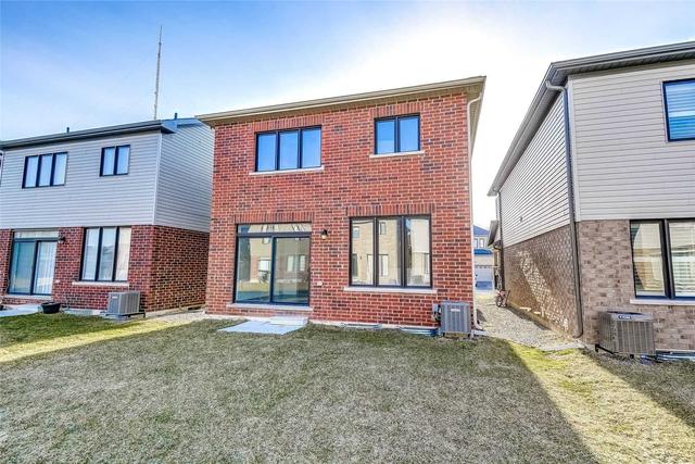 53 Queen Mary Blvd, House detached with 3 bedrooms, 3 bathrooms and 2 parking in Hamilton ON | Image 32
