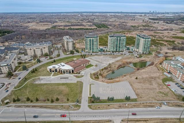 408 - 55 Yorkland Blvd, Condo with 2 bedrooms, 2 bathrooms and 1 parking in Brampton ON | Image 35