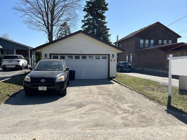 907 Adams Rd, House detached with 3 bedrooms, 2 bathrooms and 6 parking in Innisfil ON | Image 13