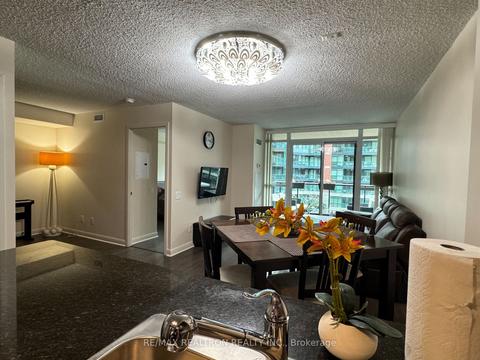 448 - 525 Wilson Ave, Condo with 1 bedrooms, 1 bathrooms and 1 parking in Toronto ON | Card Image