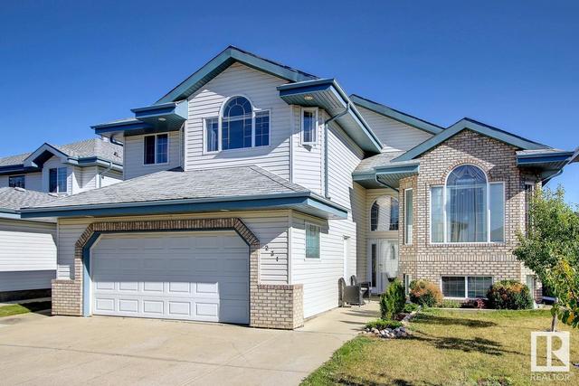 231 Cairns Pl Nw, House detached with 5 bedrooms, 3 bathrooms and null parking in Edmonton AB | Image 7