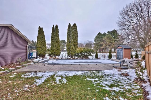 4110 London Court, House detached with 3 bedrooms, 2 bathrooms and 3 parking in Niagara Falls ON | Image 4