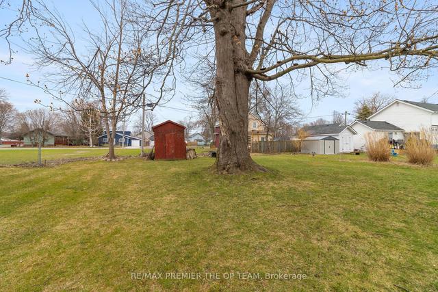 312 Ridgeway Rd, House detached with 3 bedrooms, 2 bathrooms and 8 parking in Fort Erie ON | Image 21