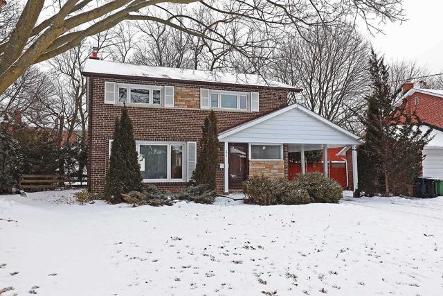 31 Ruscica Dr, House detached with 4 bedrooms, 2 bathrooms and 3 parking in Toronto ON | Image 1