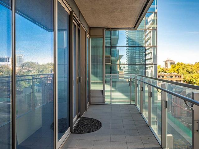 501 - 55 Scollard St, Condo with 1 bedrooms, 2 bathrooms and 1 parking in Toronto ON | Image 13