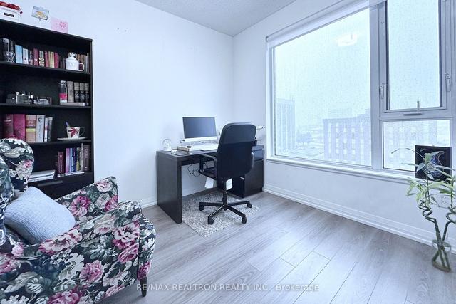 611 - 55 Ann O'reilly Rd, Condo with 2 bedrooms, 2 bathrooms and 1 parking in Toronto ON | Image 5