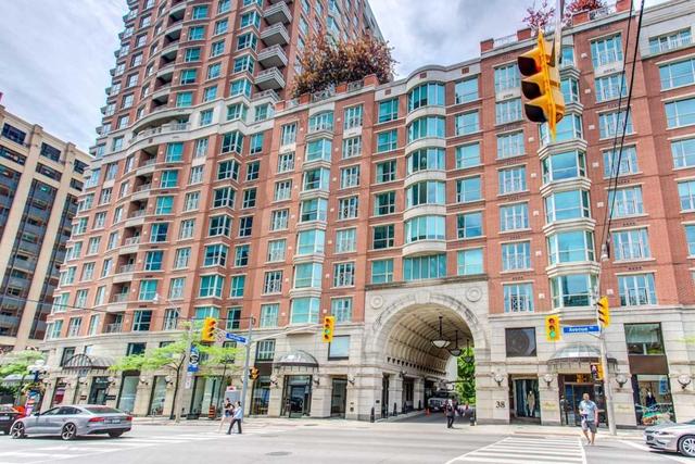 413 - 38 Avenue Rd, Condo with 2 bedrooms, 3 bathrooms and 2 parking in Toronto ON | Image 1