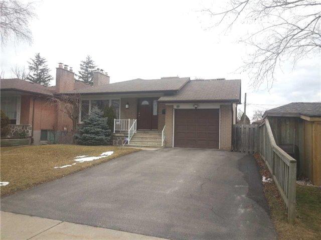 80 Guernsey Dr, House detached with 4 bedrooms, 2 bathrooms and 4 parking in Toronto ON | Image 1