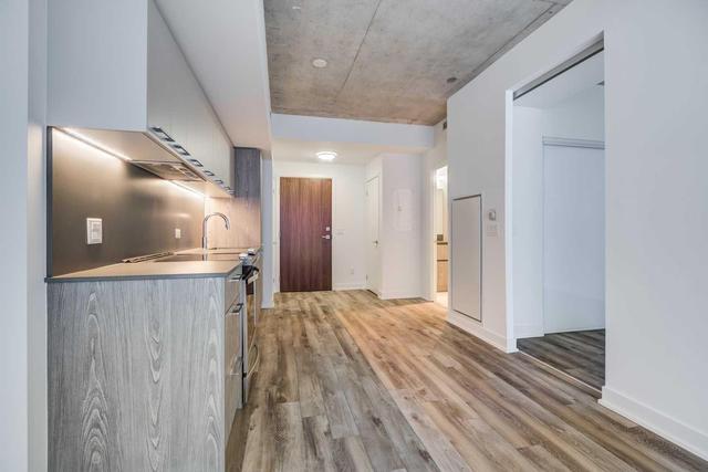 310 - 30 Baseball Pl, Condo with 1 bedrooms, 1 bathrooms and null parking in Toronto ON | Image 3