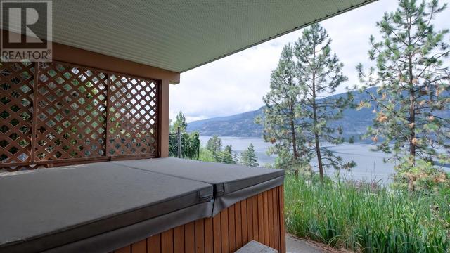 2188 Bennett Road, House detached with 4 bedrooms, 3 bathrooms and 4 parking in Kelowna BC | Image 36
