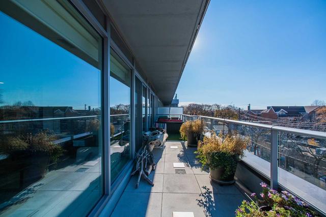 401 - 1960 Queen St E, Condo with 2 bedrooms, 3 bathrooms and 1 parking in Toronto ON | Image 9