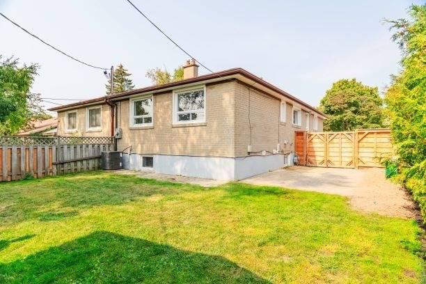 104 Billingsgate Cres, House semidetached with 3 bedrooms, 2 bathrooms and 5 parking in Ajax ON | Image 8