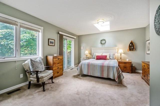 181 Horsham Ave, House detached with 3 bedrooms, 3 bathrooms and 4 parking in Toronto ON | Image 10