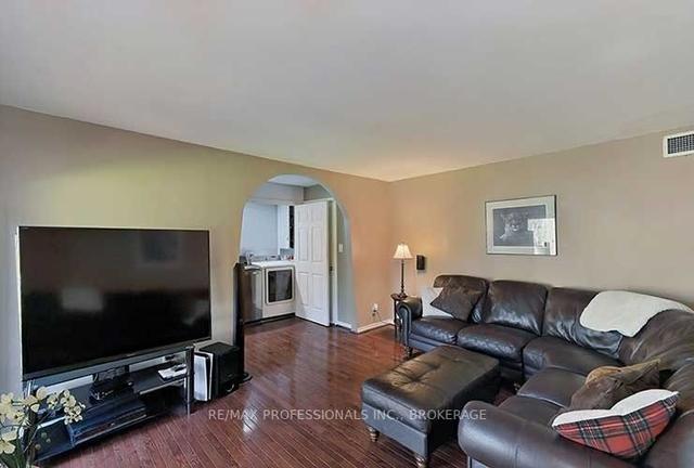 1516 Islington Ave, House detached with 4 bedrooms, 3 bathrooms and 7 parking in Toronto ON | Image 14