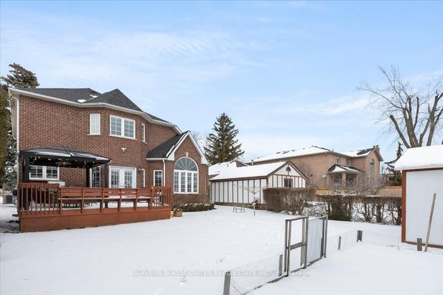 127 Spalding Rd, House detached with 4 bedrooms, 4 bathrooms and 4 parking in Toronto ON | Image 32