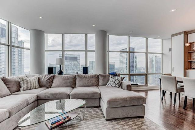4309 - 10 Navy Wharf Crt, Condo with 2 bedrooms, 3 bathrooms and 1 parking in Toronto ON | Image 9