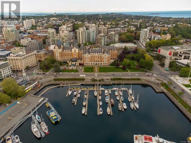 215 - 1149 Rockland Ave, Condo with 2 bedrooms, 2 bathrooms and 1 parking in Victoria BC | Image 61