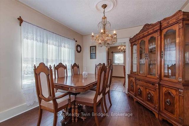 177 Gordon St, House detached with 2 bedrooms, 2 bathrooms and 4 parking in Sarnia ON | Image 30
