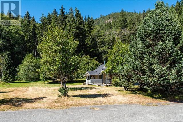 79 Kelsey Lane, House detached with 2 bedrooms, 1 bathrooms and 3 parking in Sayward BC | Image 7