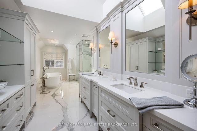 8 Country Club Dr, House detached with 6 bedrooms, 7 bathrooms and 9 parking in Toronto ON | Image 14