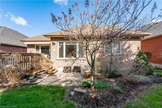 61 Parkside Drive, House detached with 3 bedrooms, 2 bathrooms and 4 parking in Guelph ON | Image 10