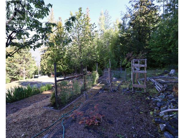 4830 Goodwin Road, House detached with 3 bedrooms, 2 bathrooms and 20 parking in Columbia Shuswap C BC | Image 59