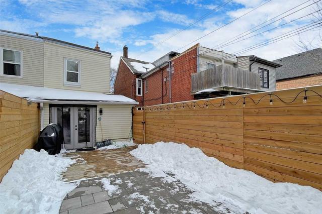 811 Dovercourt Rd, House semidetached with 3 bedrooms, 3 bathrooms and 2 parking in Toronto ON | Image 21