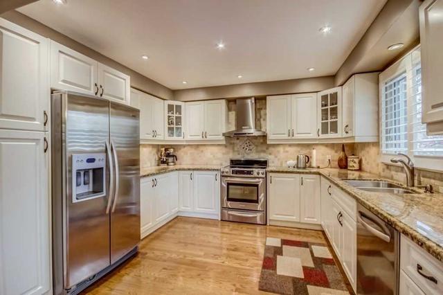 536 Charnwood Crt, House detached with 4 bedrooms, 4 bathrooms and 6 parking in Pickering ON | Image 21
