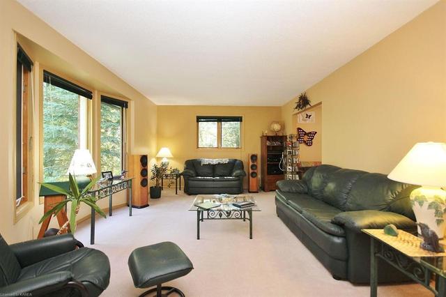 6541 Salmon Lake Road, House detached with 4 bedrooms, 2 bathrooms and null parking in South Frontenac ON | Image 4