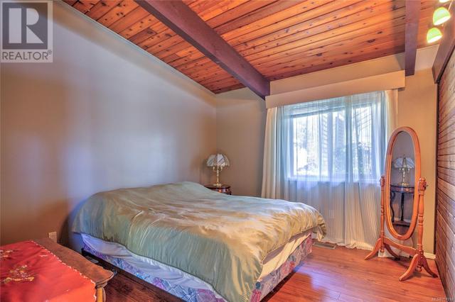56 Prospect Ave, House detached with 4 bedrooms, 2 bathrooms and 6 parking in Lake Cowichan BC | Image 31