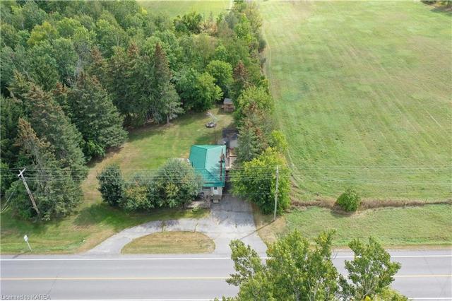 2764 County Road 14, House detached with 2 bedrooms, 1 bathrooms and 6 parking in Stone Mills ON | Image 12