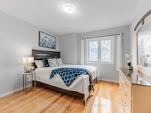 51 Boyd Cres, House semidetached with 3 bedrooms, 3 bathrooms and 3 parking in Ajax ON | Image 14