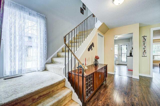 8 - 2020 South Millway, Townhouse with 3 bedrooms, 3 bathrooms and 1 parking in Mississauga ON | Image 5