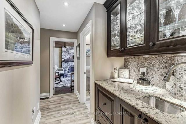 2059 Kawartha Cres, House detached with 4 bedrooms, 4 bathrooms and 8 parking in Mississauga ON | Image 4