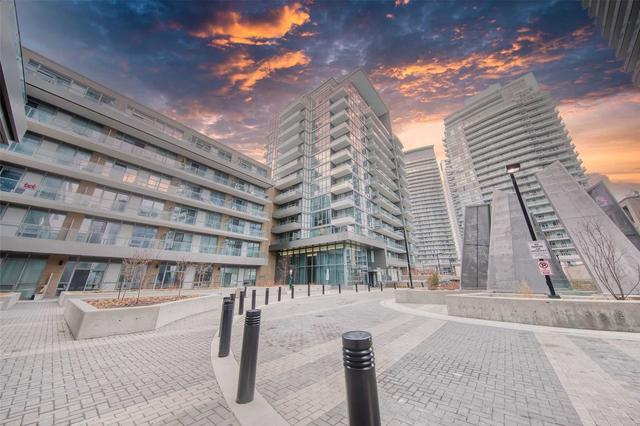 208 - 52 Forest Manor Rd, Condo with 1 bedrooms, 1 bathrooms and 1 parking in Toronto ON | Image 1
