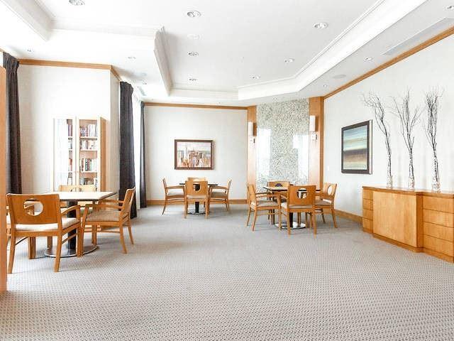 1739 - 35 Viking Lane, Condo with 2 bedrooms, 2 bathrooms and 1 parking in Toronto ON | Image 6