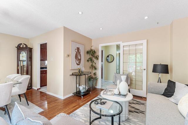 99 Martindale Cres, House detached with 3 bedrooms, 3 bathrooms and 3 parking in Brampton ON | Image 37