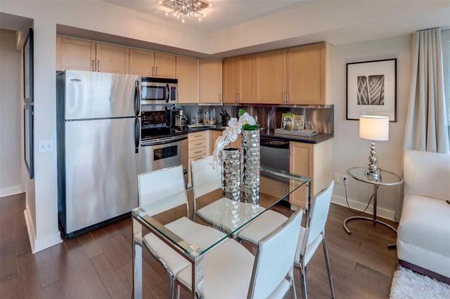 Ph01 - 77 Lombard St, Condo with 2 bedrooms, 2 bathrooms and 1 parking in Toronto ON | Image 8