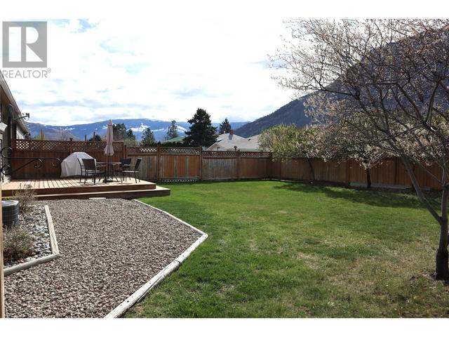 701 9th Avenue, House detached with 3 bedrooms, 2 bathrooms and 2 parking in Keremeos BC | Image 38