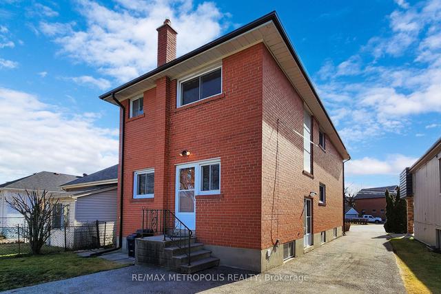 1a Holley Ave, House detached with 3 bedrooms, 2 bathrooms and 5 parking in Toronto ON | Image 30