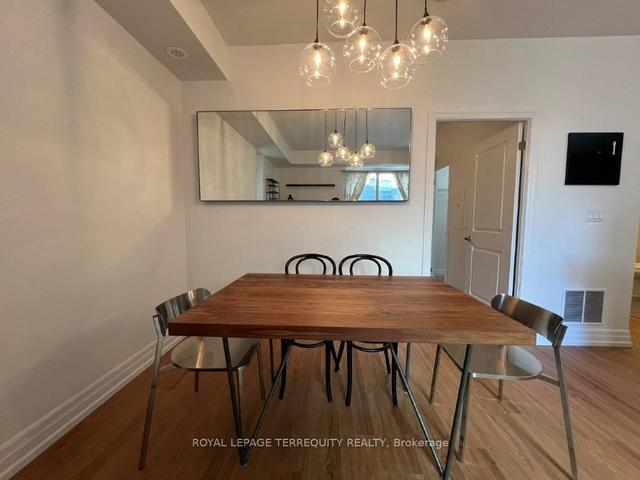 402 - 15 Sousa Mendes St, Townhouse with 1 bedrooms, 1 bathrooms and 1 parking in Toronto ON | Image 3