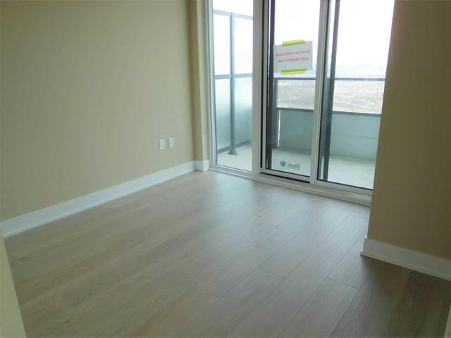Lph05A - 30 Shore Breeze Dr, Condo with 2 bedrooms, 2 bathrooms and 1 parking in Toronto ON | Image 10