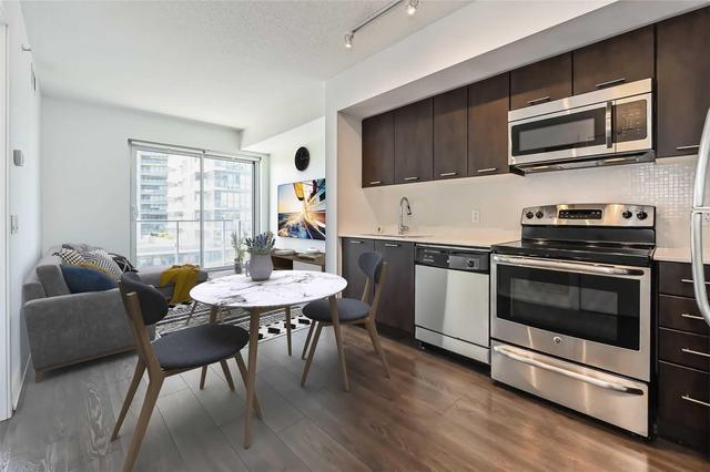 1003 - 2220 Lake Shore Blvd W, Condo with 1 bedrooms, 1 bathrooms and 1 parking in Toronto ON | Image 4