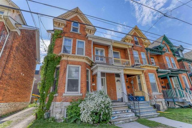 376 Alfred Street, House semidetached with 6 bedrooms, 2 bathrooms and 1 parking in Kingston ON | Image 1